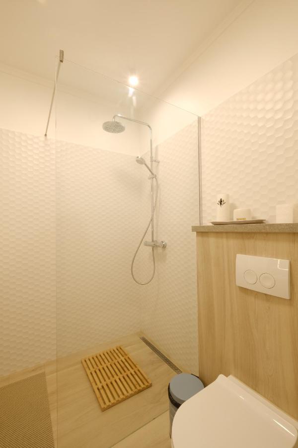 Urbanna Premium - Private Parking Included Arad Exterior foto